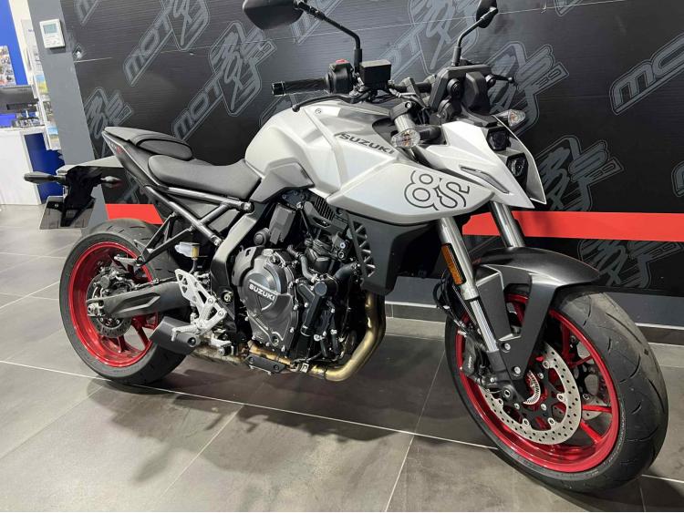 SUZUKI GSX-8S A2 A PARTIR DE 149€ /MOIS