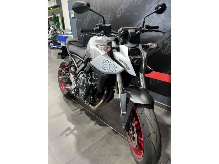 SUZUKI GSX-8S A2 A PARTIR DE 149€ /MOIS