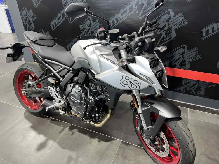 SUZUKI GSX-8S A2 A PARTIR DE 149€ /MOIS