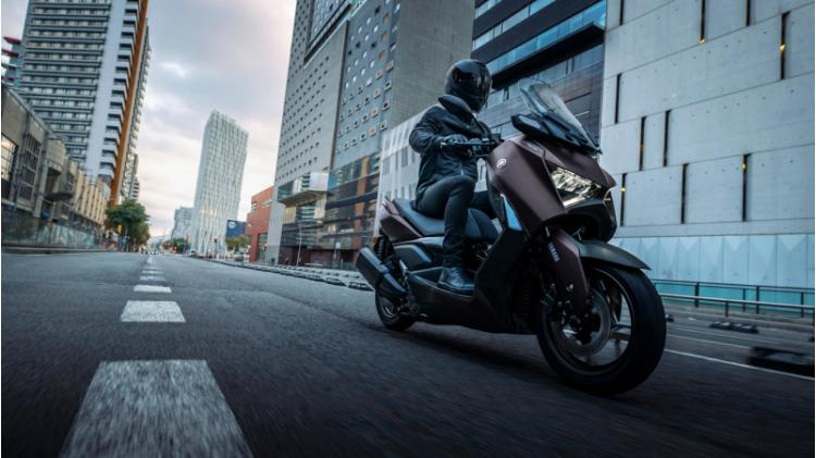 XMAX 300 TECH MAX (24)