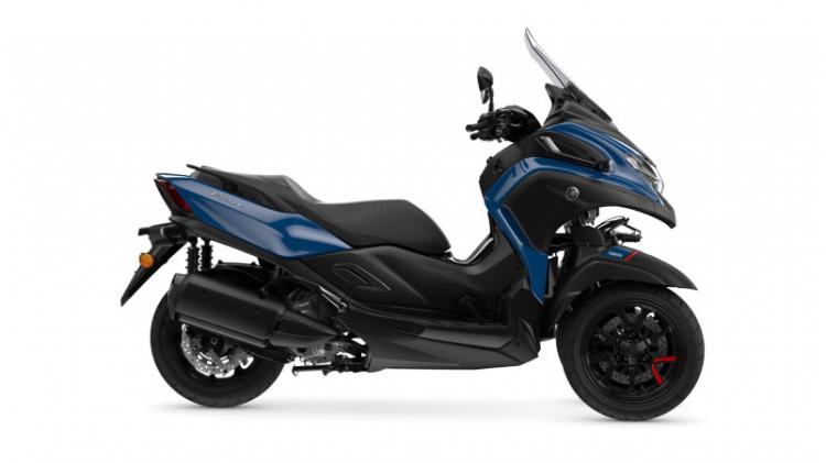 TRICITY 300 (24)