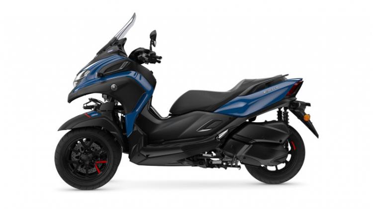 TRICITY 300 (24)