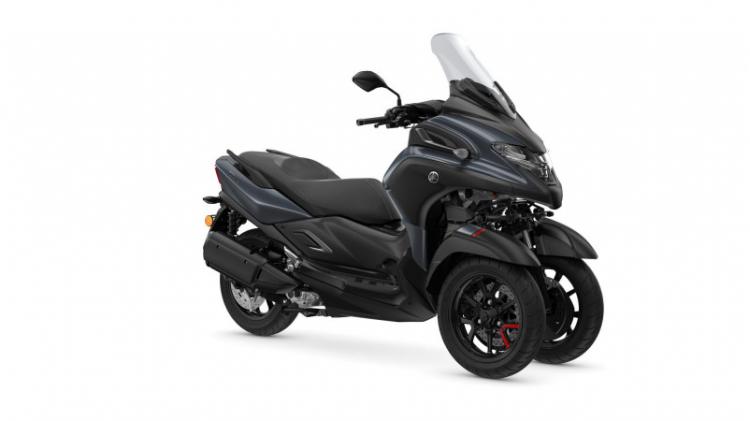 TRICITY 300 (24)