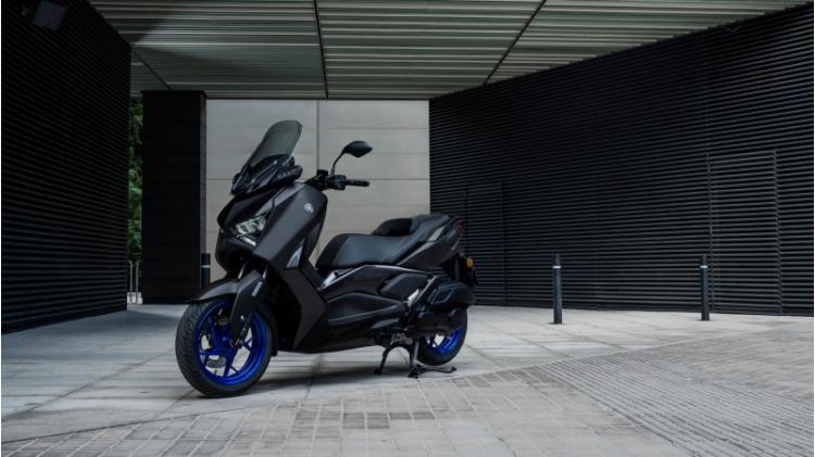 XMAX 125 (24)